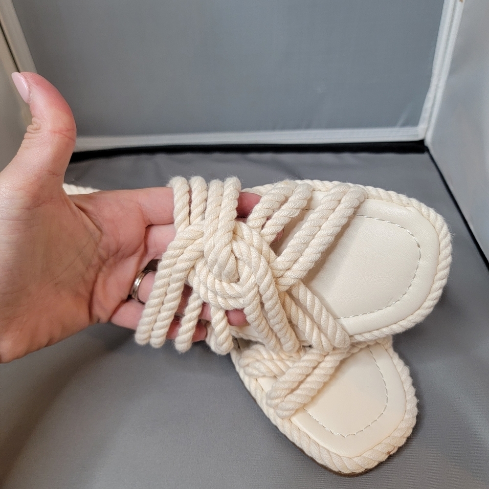 Abound Cream Rope Sandals Size 8 - Picture 2 of 6
